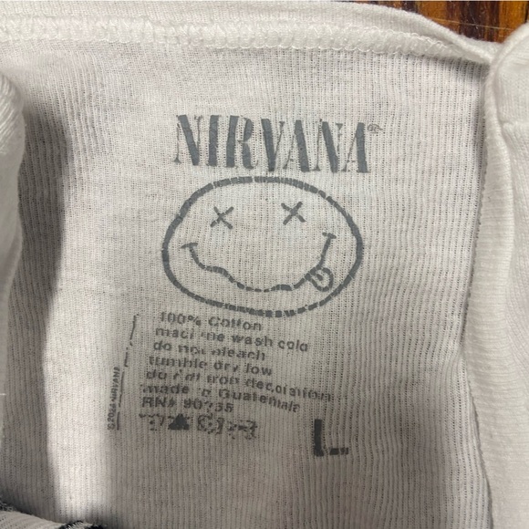 Nirvana White Embroidered Graphic Women's Crop Top Size L Grunge Rock Boxy 90s - Picture 4 of 6